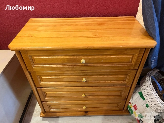 Скрин Дървен - шкаф 