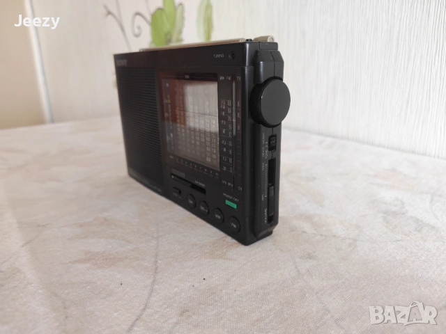 Sony ICF-7601, снимка 3 - Радиокасетофони, транзистори - 54618596