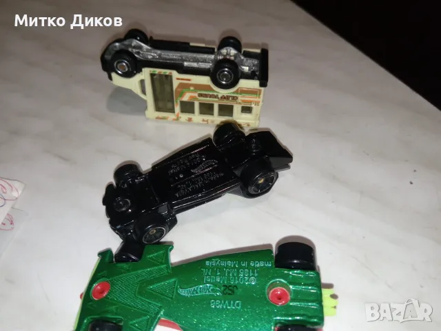 Мачбокс автобус и две маркови колички колекционерски, снимка 5 - Колекции - 55565234