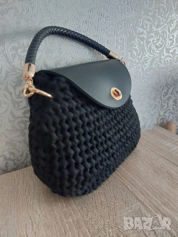 Ръчно плетени дамски и детски чанти, снимка 6 - Чанти - 54319637