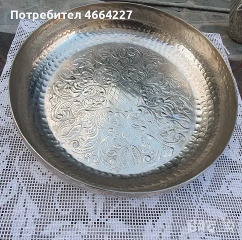 Голям немски поднос (фруктиера) с богата гравировка
