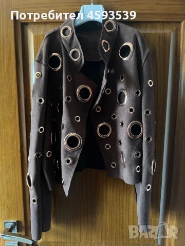 Сако в кафяв цвят от мека материя, снимка 2 - Сака - 54119339