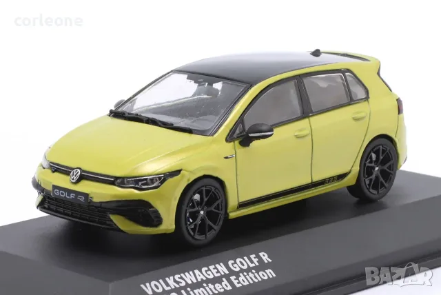 VOLKSWAGEN GOLF R 333 Limited Edition 2023 - мащаб 1:43 на Solido моделът е нов в PVC дисплей-кейс