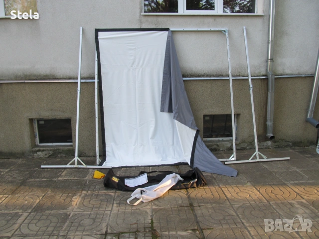 Проектор екран  - алуминиева конструкция