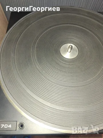 DUAL 704 turntable......