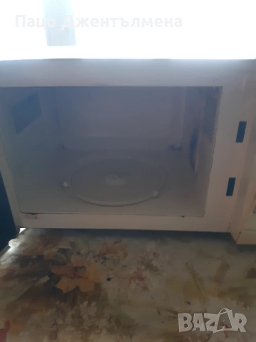 Микровълнова работеща за части, снимка 2 - Микровълнови - 54199709