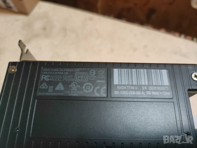TITAN V 12GB HBM, снимка 2 - Видеокарти - 54896708