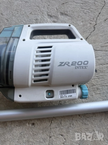 прахосмукачка за басейн Intex ZR 200, снимка 5 - Басейни и аксесоари - 55665759