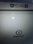 Хладилник с фризер Indesit, снимка 2