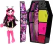 Оригинална кукла Monster High Neon Frights - Draculaura / 19+ изненади, снимка 2