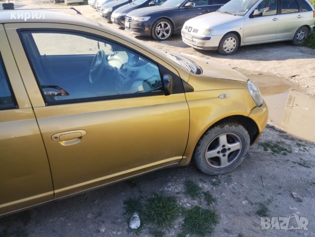 Toyota Yaris 1.3, снимка 6 - Автомобили и джипове - 54498638