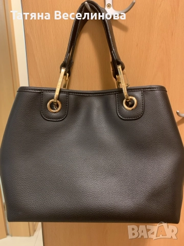 Дамска черна чанта Emporio Armani, снимка 5 - Чанти - 55606741