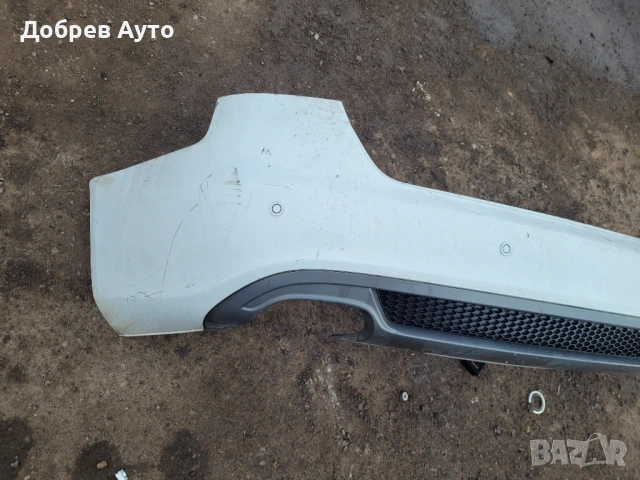 Задна броня Audi A4 B8 седан, снимка 2 - Части - 54520381