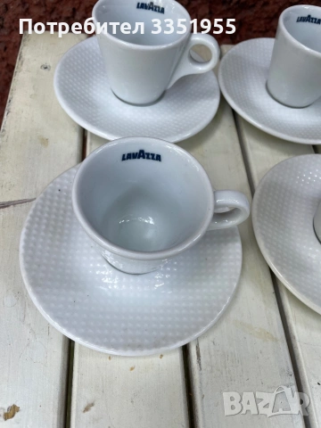 Чаши и чинийки Lavazza, снимка 3 - Чаши - 54790876