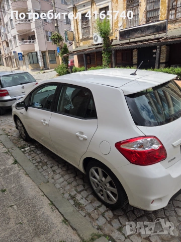 Продава се: Toyota 1.8 Hybrid (Бензин/Ток) — Изключително икономичен и надежден автомобил, снимка 2 - Автомобили и джипове - 55279467