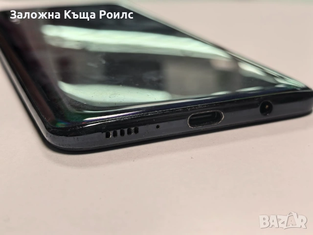 Смартфон Samsung Galaxy A70, снимка 3 - Samsung - 54877258