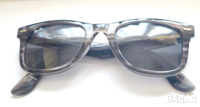 Слънчеви очила , модел Ray-Ban Wayfarer 