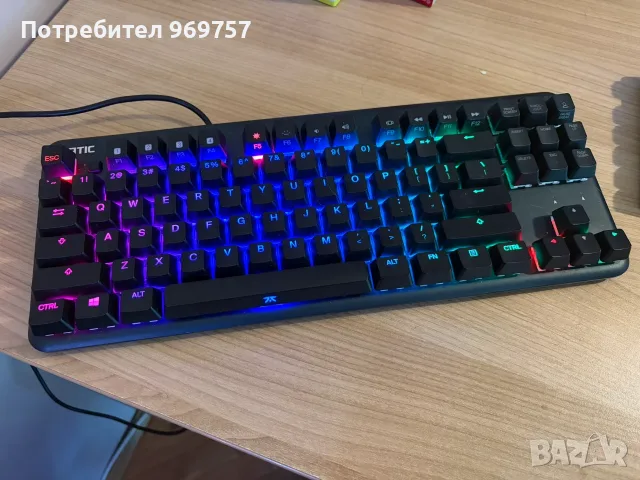 Механична клавиатура fnatic MiniStreak Speed, снимка 2 - Клавиатури и мишки - 55602731