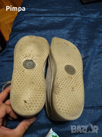 Ugg кецове 42/43, снимка 3 - Кецове - 54825192