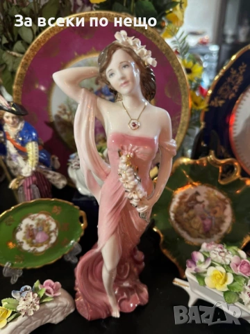Coalport England  1993  "Ruby" 25 см прекрасна фигура на млада жена Код P2047, снимка 12 - Декорация за дома - 53954981