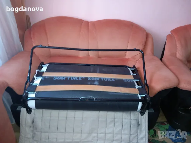 холна гарнитура с 2 разтегателни дивана и 2 табуретки , снимка 12 - Дивани и мека мебел - 55703128