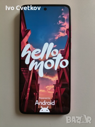 Продавам Motorola Moto G84 5G 12+256GB