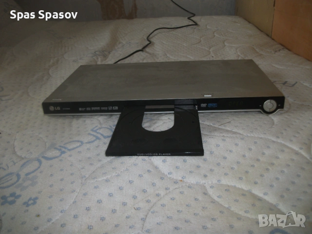 DVD LG с оригинално дистанционно, снимка 6 - Плейъри, домашно кино, прожектори - 54485795