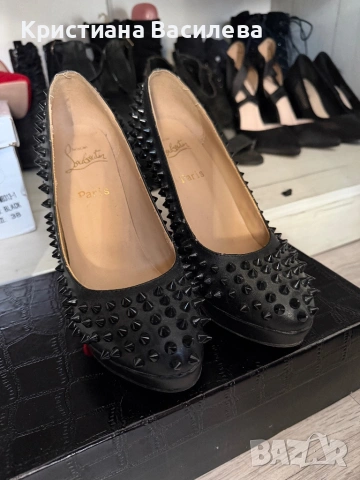 Обувки на Christian Louboutin