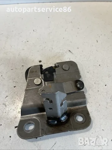 Механизъм за заключване на задна лява седалка за Mazda 3 2.2D (2015) BHN2 OEM, снимка 2 - Части - 55568832