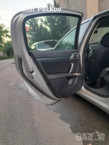 НА ЧАСТИ!!!Продавам Пежо 407 2000 HDI!Двигател,скорости и ходова част са в добро състояние!, снимка 15 - Автомобили и джипове - 55690420