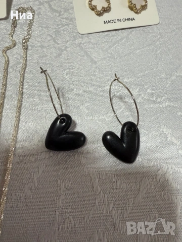 Бижута, снимка 11 - Колиета, медальони, синджири - 54072642