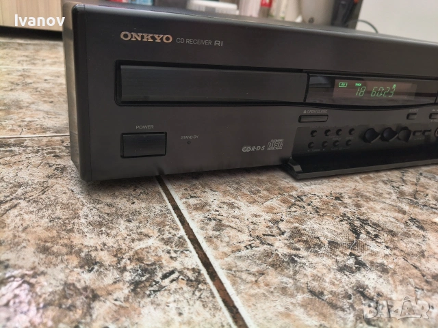 ONKYO -Диск,радио и усилвател.