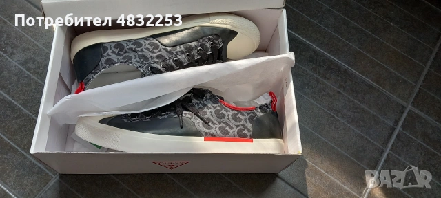 Кецове GUESS, снимка 4 - Кецове - 54603340