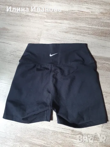 Дамски къси панталони Nike, снимка 6 - Къси панталони и бермуди - 55422070