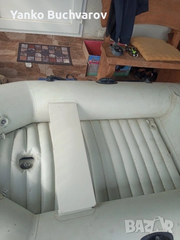 Продавам Надуваема лодка Mercury , снимка 3 - Воден транспорт - 54221716