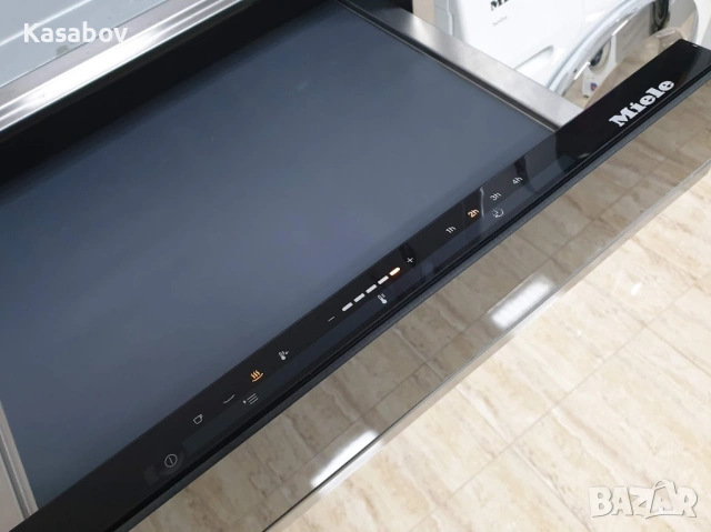 Miele Подгряващо Чекмедже без Дръжка за Вграждане в Кухня 14 cm