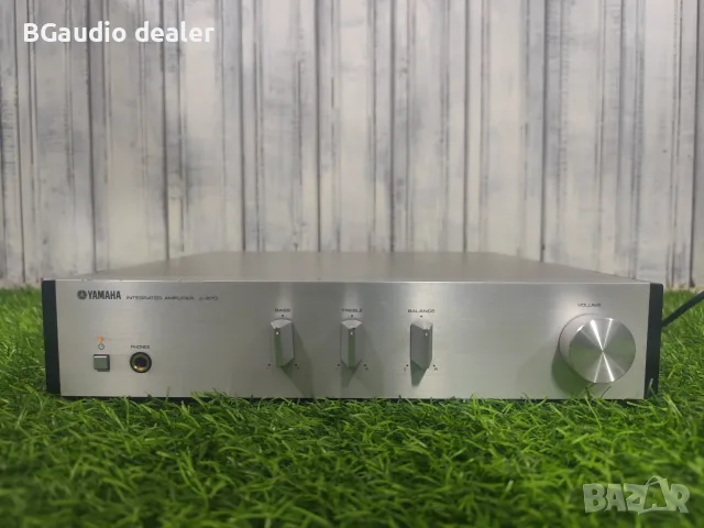 Yamaha A-670 Интегриран усилвател 