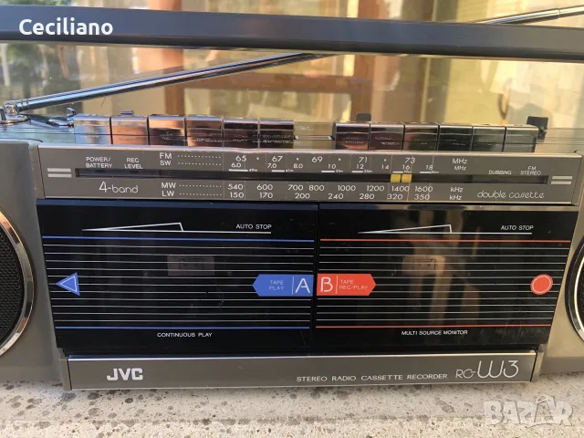 Радиокасетофон JVC RC-W3LE – истински Японец !, снимка 2 - Радиокасетофони, транзистори - 55686201
