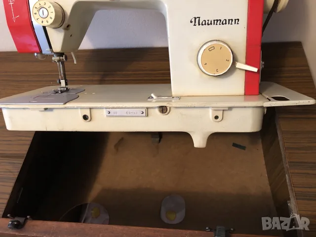 Шевна машина DDR Textima Naumann сгъваема, снимка 17 - Шевни машини - 55304031