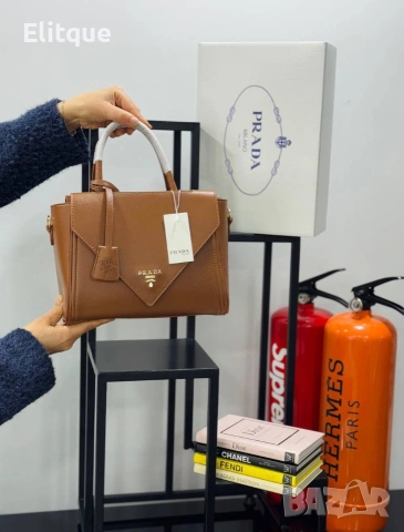 чанти Prada ➡️27 Cm ⬆️20 Cm , снимка 2 - Чанти - 54220017