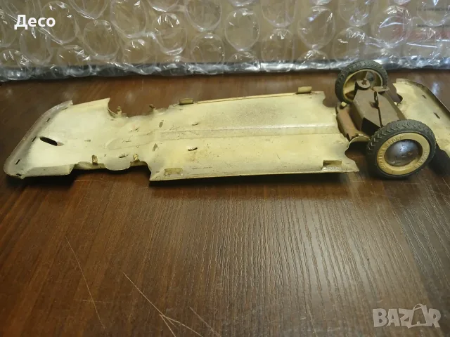 Дъно за Стара руска играчка Газ-ЗИМ., снимка 2 - Колекции - 55655510