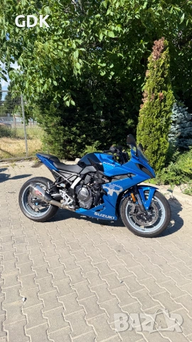 Mотоциклет Suzuki GSX 8R, снимка 2 - Мотоциклети и мототехника - 55156516
