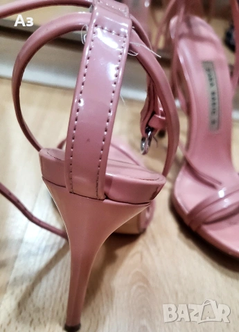Елегантни розови сандали на ток Zara Basic