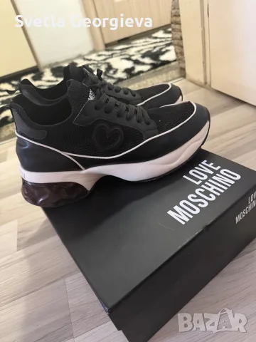 Оригинални маратонки Love Moschino , снимка 5 - Маратонки - 55314551