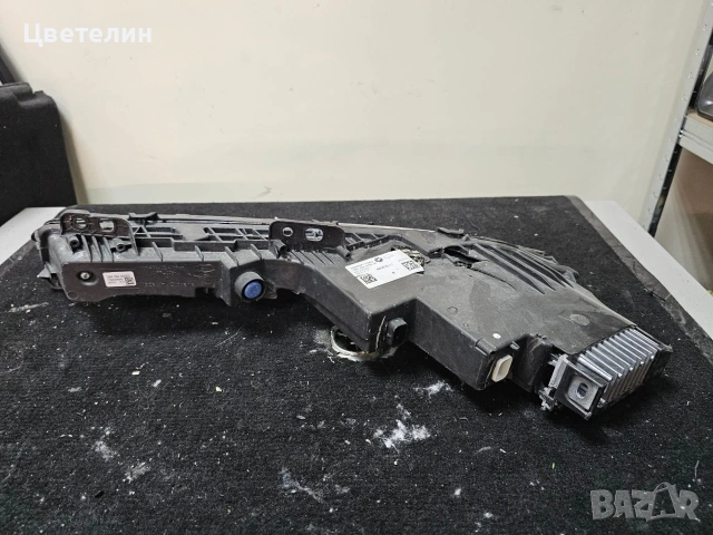 Десен фар за BMW 7 G70 desen far бмв 7 г70, снимка 6 - Части - 54487744