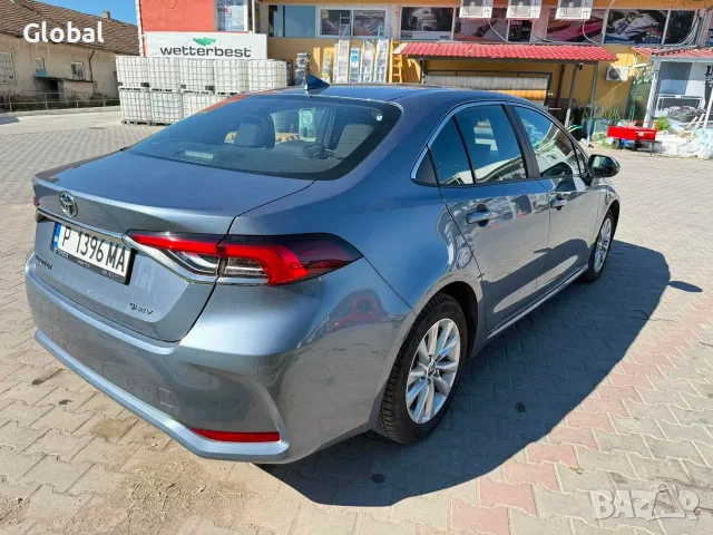 Toyota Corolla 1.8 hybrid, снимка 4 - Автомобили и джипове - 55617201