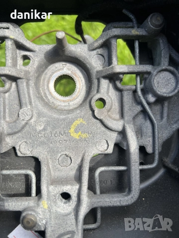 Кожен волан за Hyundai IX20 (2010-2019г.), снимка 2 - Части - 54319326