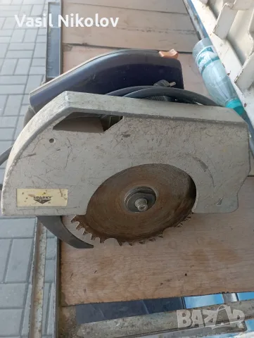 Ръчен циркуляр СПАРКИ 