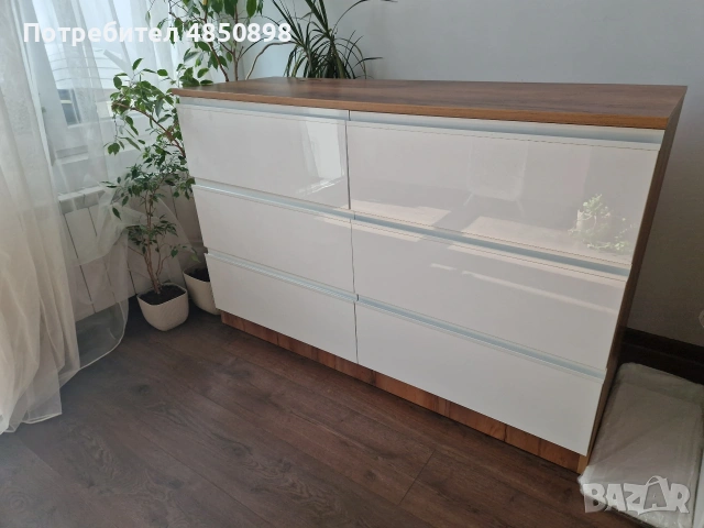 Комод - шест чекмеджета; механизми за плавно затваряне; д130/ш45/в85