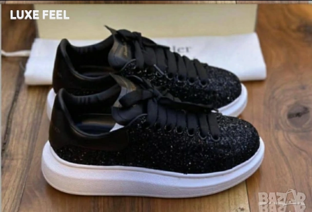 Alexander McQueen ✨Дамски Обувки с Брокат 